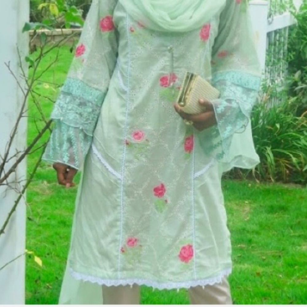 Pearl Cream Plush Evening Clutch Purse